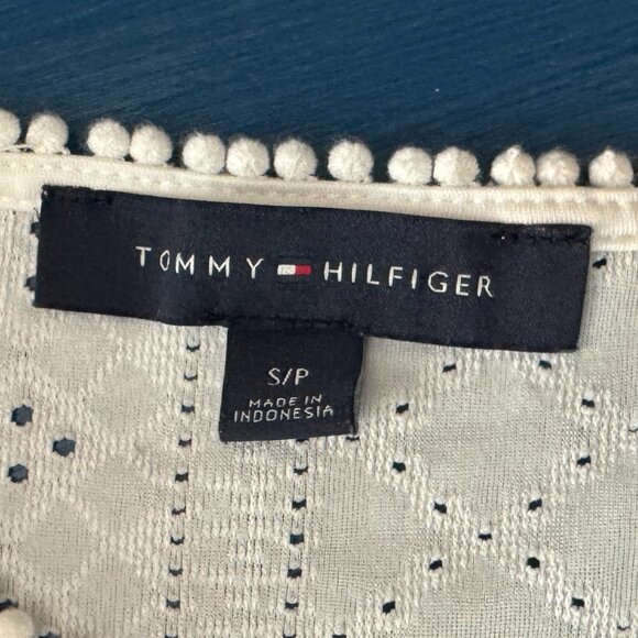 Tommy Hilfiger Crisp White Eyelet T-Shirt, Size SP - Picture 6 of 7